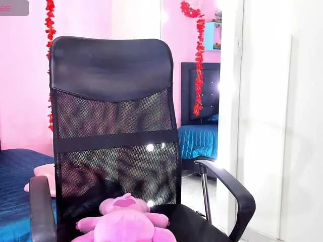 Live sex webcam photo for SamaraCortez #289391561