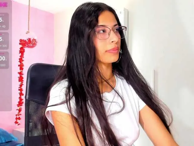 Live sex webcam photo for SamaraCortez #289753600