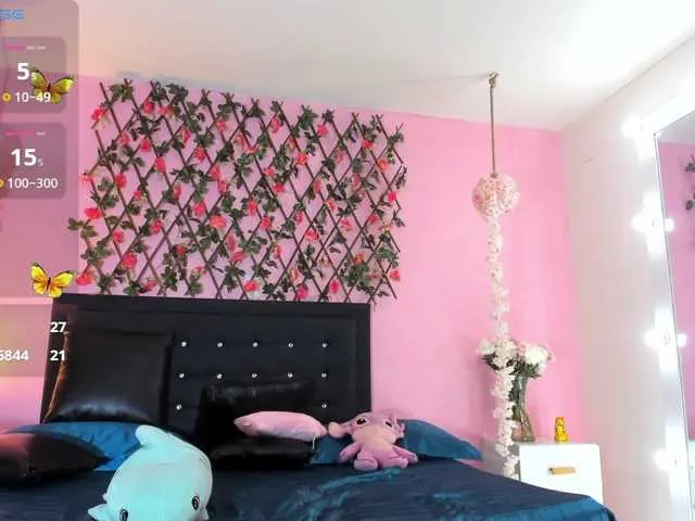 Live sex webcam photo for SamaraCortez #291156233