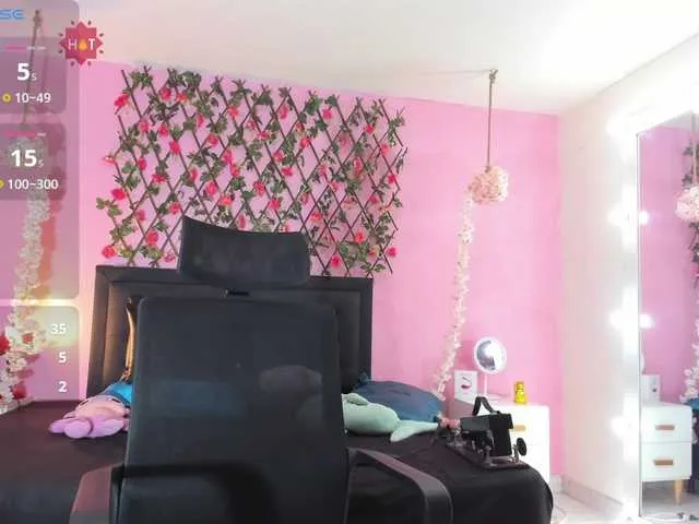 Live sex webcam photo for SamaraCortez #291387963