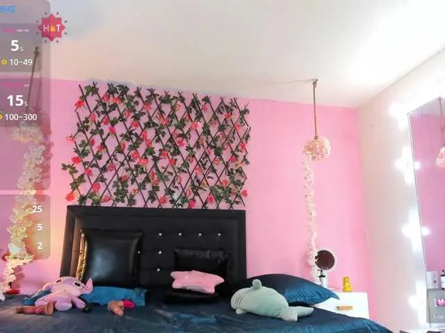 Live sex webcam photo for SamaraCortez #291428444