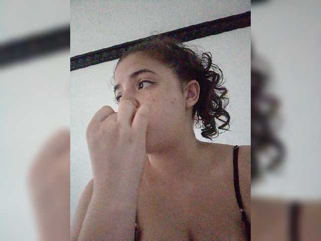 Live sex webcam photo for SamarhaJones #272453718