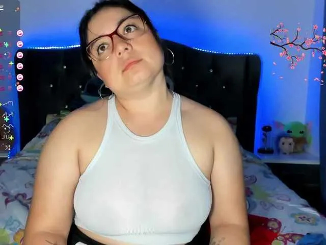 Live sex webcam photo for Samay11 #277891294