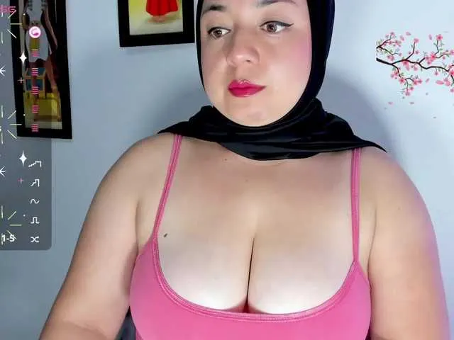 Live sex webcam photo for Samay11 #292585173