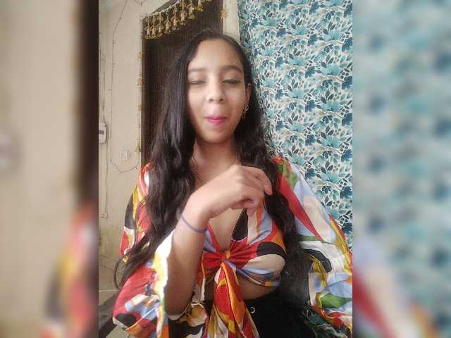 Live sex webcam photo for Sameerab #277028345