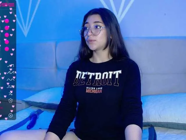 Live sex webcam photo for Samii-Evans #273673835