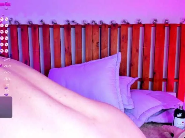 Live sex webcam photo for Samii-Evans #275628412