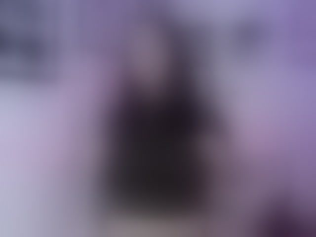 Live sex webcam photo for Samii-Evans #294184595