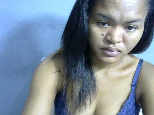 Live sex webcam photo for Saminahh #277282134