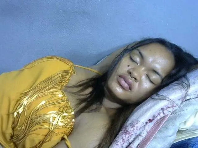 Live sex webcam photo for Saminahh #277294615