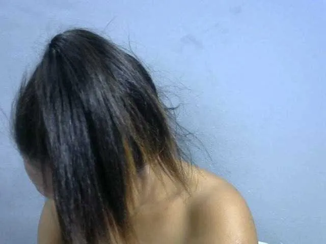 Live sex webcam photo for Saminahh #277601420