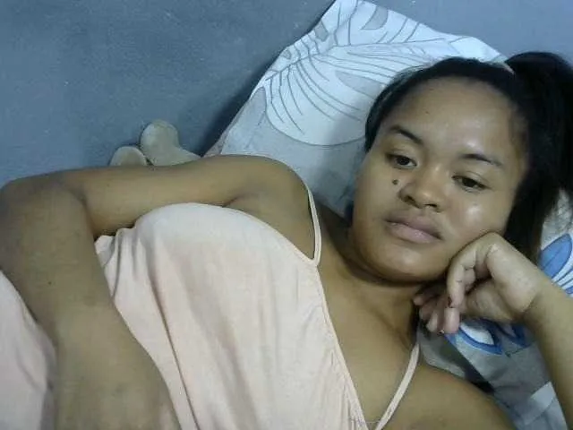 Live sex webcam photo for Saminahh #277602731
