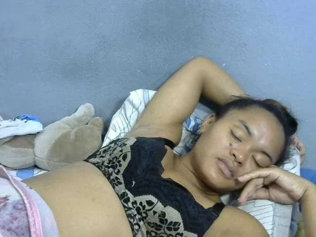 Live sex webcam photo for Saminahh #277607879