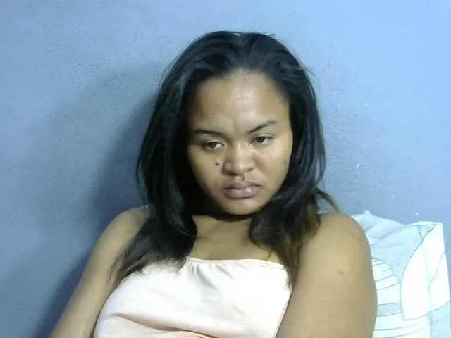 Live sex webcam photo for Saminahh #278014473