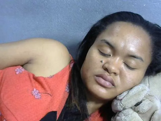 Live sex webcam photo for Saminahh #280114068