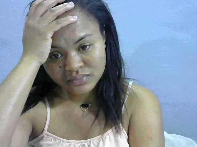 Live sex webcam photo for Saminahh #288312052