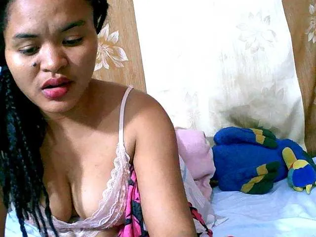 Live sex webcam photo for Saminahh #291662414