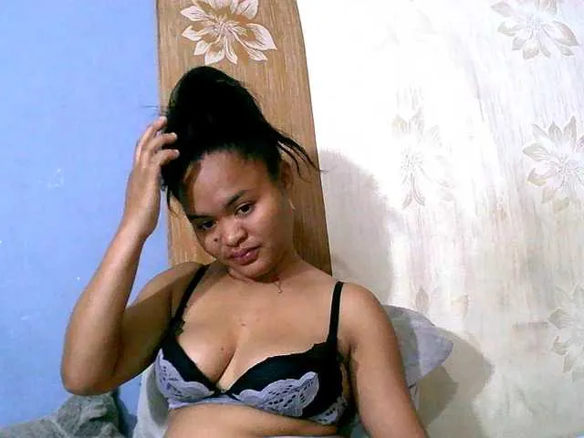 Live sex webcam photo for Saminahh #291770530