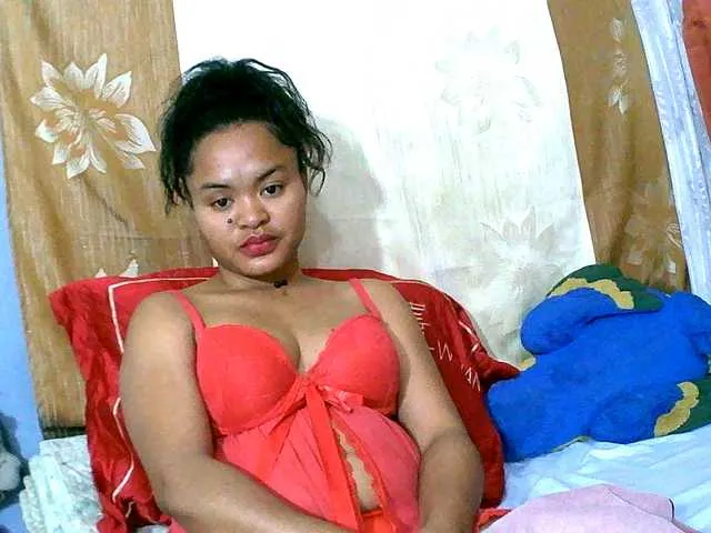 Live sex webcam photo for Saminahh #291825494