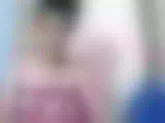 Live sex webcam photo for Saminahh #291983583