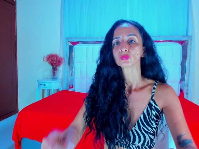 Live sex webcam photo for SammiLopez #277093159