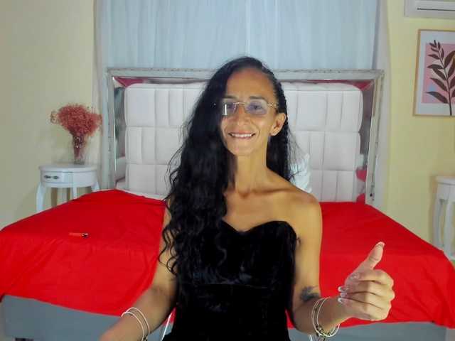 Live sex webcam photo for SammiLopez #277106860