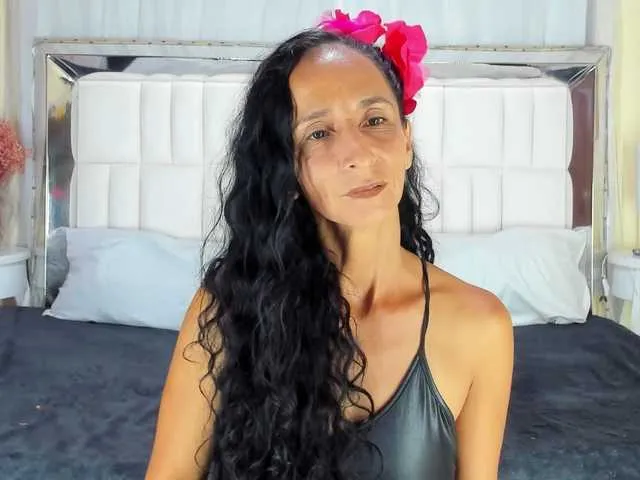 Live sex webcam photo for SammiLopez #277510343