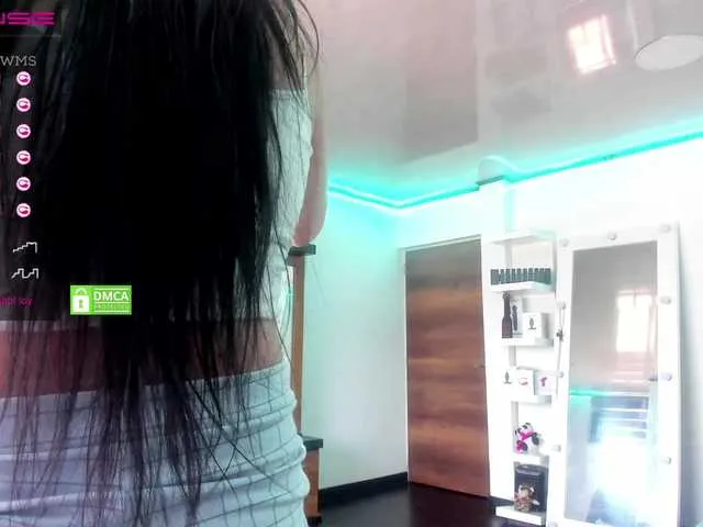 Live sex webcam photo for Sammy-18 #271854944