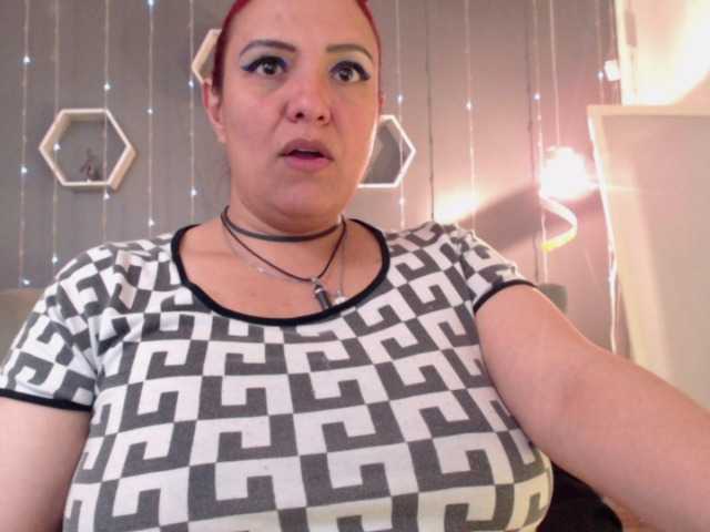 Live sex webcam photo for Sammy-owens #276483567