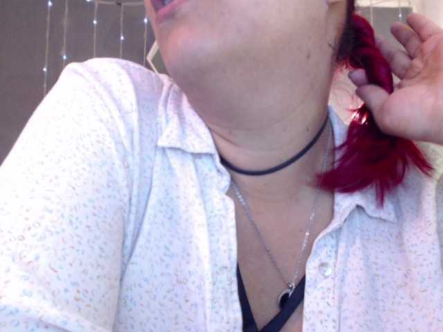 Live sex webcam photo for Sammy-owens #276594241