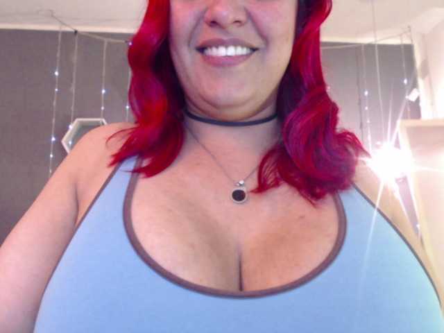 Live sex webcam photo for Sammy-owens #276621145