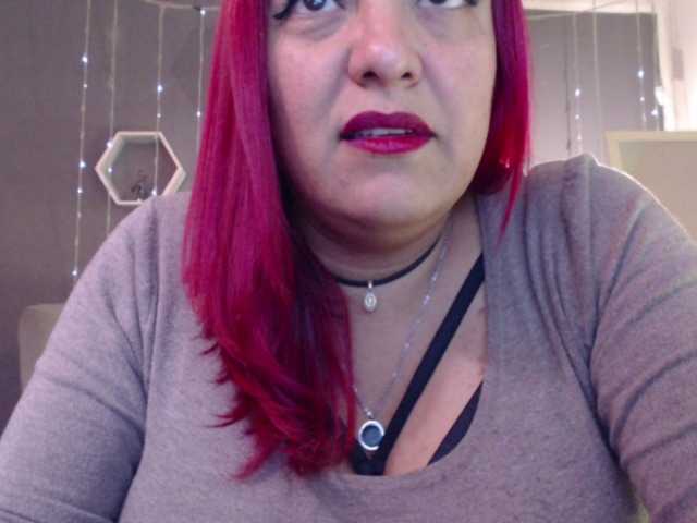 Live sex webcam photo for Sammy-owens #276654425