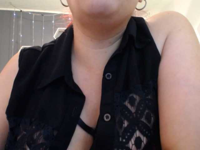 Live sex webcam photo for Sammy-owens #276970051