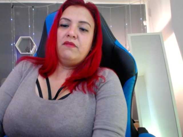 Live sex webcam photo for Sammy-owens #277583626