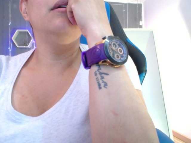 Live sex webcam photo for Sammy-owens #277621408