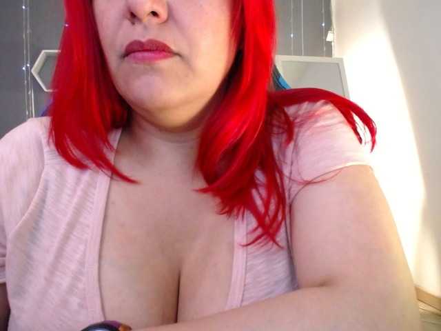 Live sex webcam photo for Sammy-owens #277765795