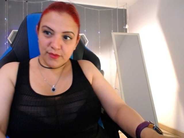 Live sex webcam photo for Sammy-owens #277784752