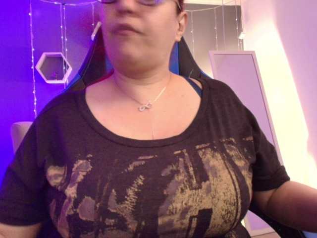 Live sex webcam photo for Sammy-owens #281406917