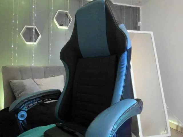 Live sex webcam photo for Sammy-owens #291113160