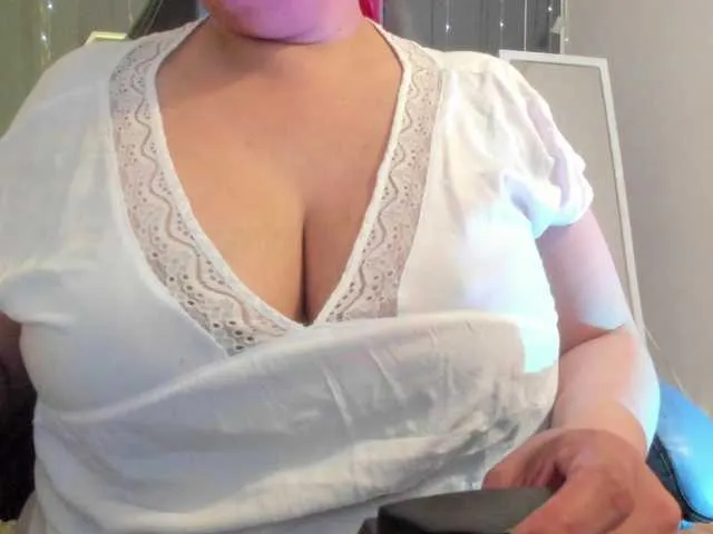 Live sex webcam photo for Sammy-owens #291406859