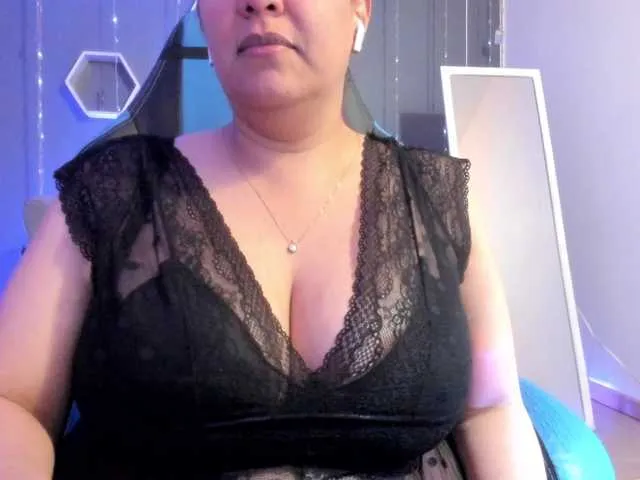 Live sex webcam photo for Sammy-owens #291664206