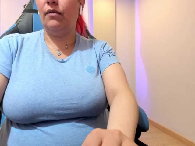 Live sex webcam photo for Sammy-owens #292082825