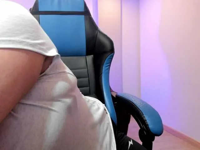 Live sex webcam photo for Sammy-owens #292129699