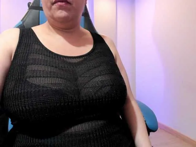 Live sex webcam photo for Sammy-owens #292137205