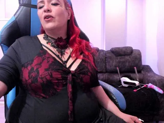 Live sex webcam photo for Sammy-owens #292184558