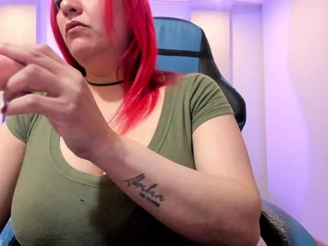 Live sex webcam photo for Sammy-owens #292276991