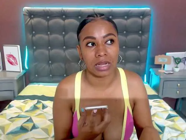 Live sex webcam photo for SammyHawk #273735026