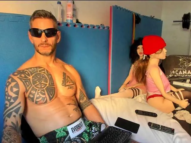 Live sex webcam photo for Samurayjiu #291708836