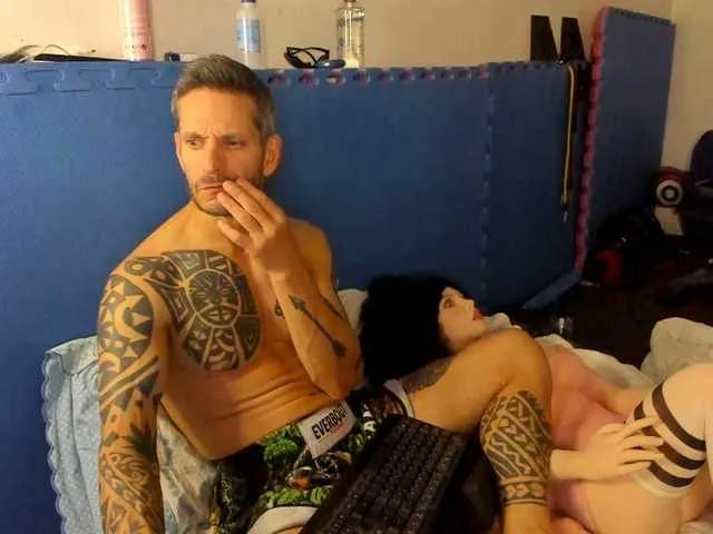 Live sex webcam photo for Samurayjiu #291943811