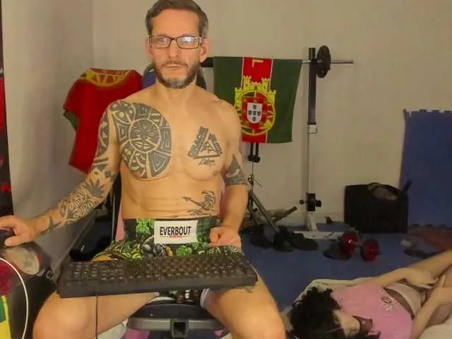 Live sex webcam photo for Samurayjiu #293894152